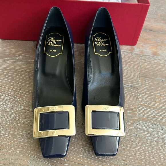 Roger Vivier Shoes - Roger Vivier buckle decollete h45 - brand new